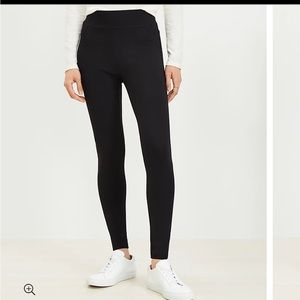 LOFT Ponte Leggings size L Brand New
